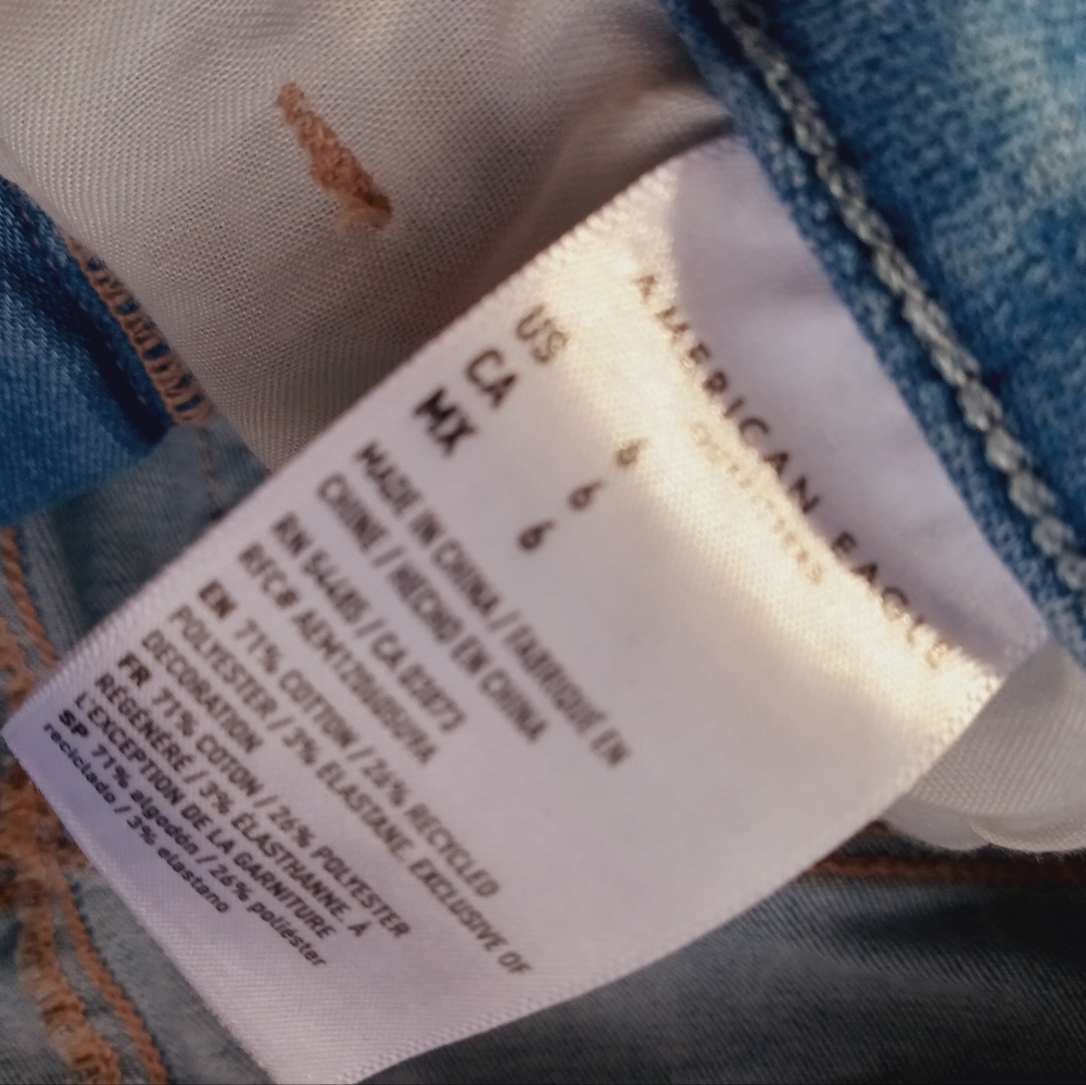 American Eagle Outfitters Blue Jean Shorts Distressed Cut-Offs - Picture 5 of 5